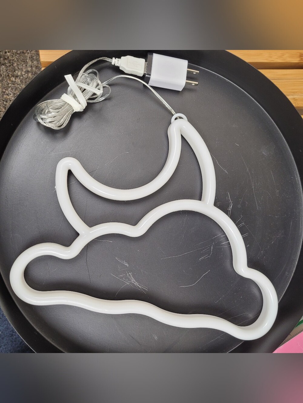 Neon Sign Crescent Moon And Cloud Light - Picture 6 of 9